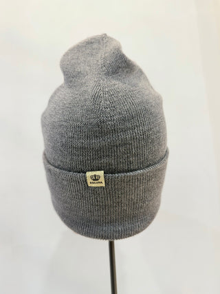 Berretto con scritta Love in pietre e strass Regina Cachemire