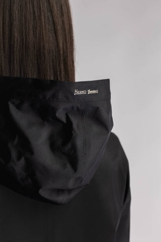 Parka ultraleggero nero Herno Laminar