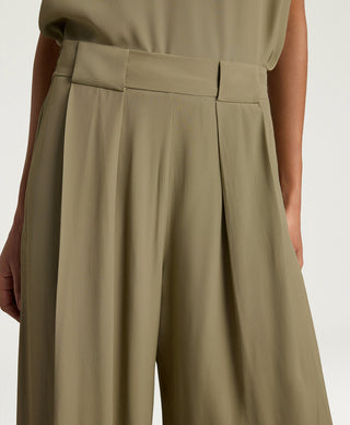 Pantalone Aspen ampio color verde salvia Momonì