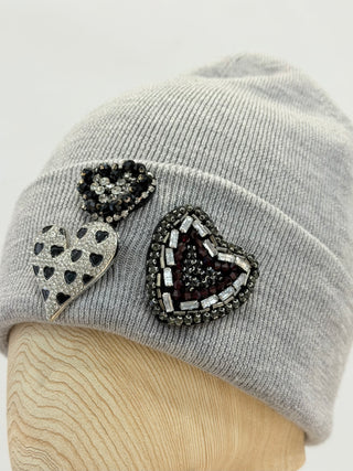 Berretto grigio con cuori di strass Regina Cachemire