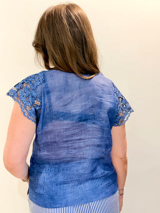 T-shirt in ramie con maniche in pizzo blu Clips