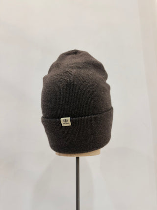 Berretto marrone con applicazione patch e spille con strass Regina Cachemire